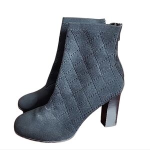 Impo Stretch Sock ankle boots. 7.5